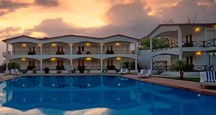 Tiger Den Resort In Ranthambore