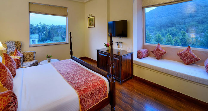 WelcomHeritage Mount Valley Resort Ranthambore